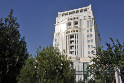 Marble-clad apartment along the west side of Independence Park