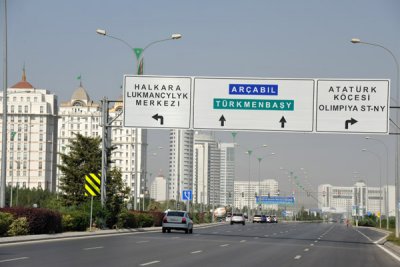 Archabil Freeway through the Berzengi District, Ashgabat