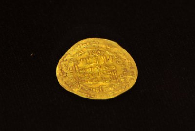 Gold coin of the Khorezm shakes, 12th-14th C.