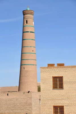 Juma Masjidi & Minaret