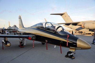 UAE Aerobatic Team - Al Fursan