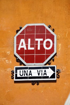 Alto & Una Via, Antigua Guatemala