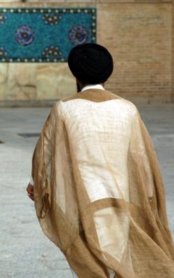 g4/93/329493/3/59130224.IranMar062105.jpg