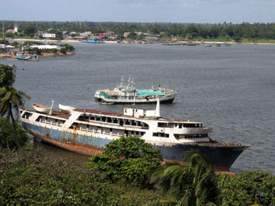 The MV Zahara, a future shipwreck beached along Kivukoni Front, Dar es Salaam