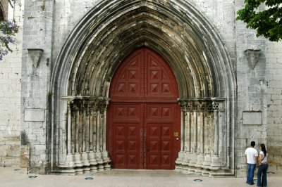 Main doorway to the ruins of the Igreja do Carmo