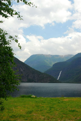 g4/93/329493/3/65083475.MezPr8OU.jpg
