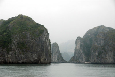 Had we known that, we could have stuck with our original itinerary leaving Hanoi for Halong Bay