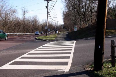 9th Ave Crossing South