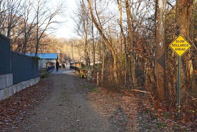 Approaching Green Lane