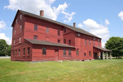 Laundry and Machine Shop