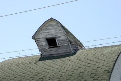 g4/93/508593/3/59826152.topofhaybarnweb.jpg