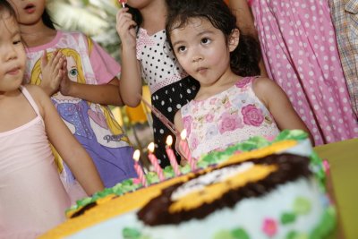 Isabelle-4th-Bday-167s.jpg