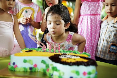 Isabelle-4th-Bday-170s.jpg