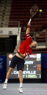 ATP2011-1R-Tursunov-Capdeville-32s.jpg