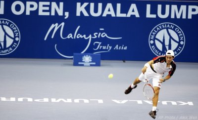 ATP2011-1R-Nishikori-Gabashvili-09s.jpg