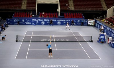 ATP2011-1R-Nishikori-Gabashvili-18s.jpg