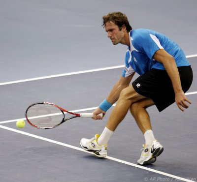 ATP2011-1R-Nishikori-Gabashvili-20s.jpg