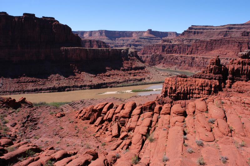 Sandstone joints point to the Goose Neck