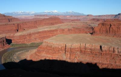 Panorama #3: north end of Gooseneck's mesa