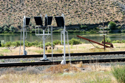 Block signals near King's Hill, Idaho