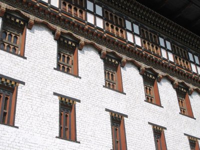 facade of Trashi Chhoe dzong