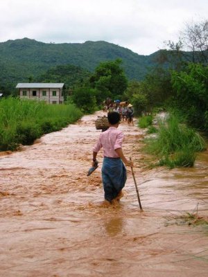 Inle Lake 027.jpg