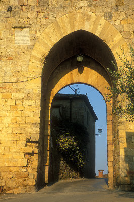 Monetriggioni Entrance