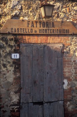 Monteriggioni Door
