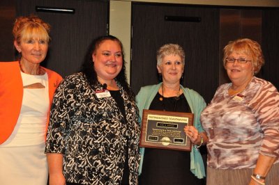 Distinguished Toastmaster Award - Julie Ackroyd