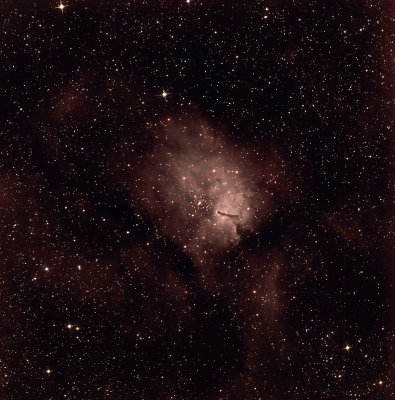 NGC 6820 (Sharpless 2-86), et NGC 6823