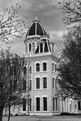 _MG_9623 Marfa Courthouse BW.jpg