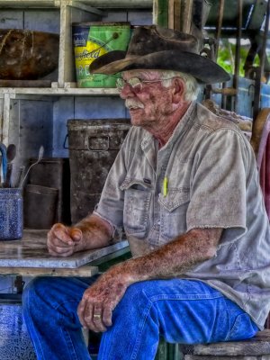 _MG_0037 Old Cowboy At Chuckwagon.jpg