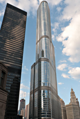 Along the Chicago River
