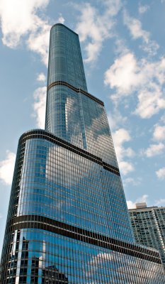 Along the Chicago River