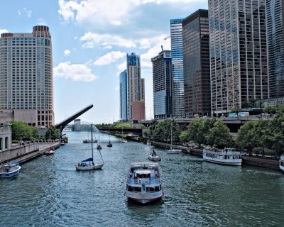 Chicago River - Bridge Up