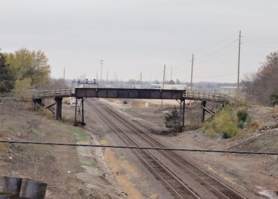 last hours for this old railfan bridge
