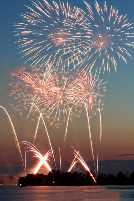 Alpena-Fireworks-D120606-036-www.jpg