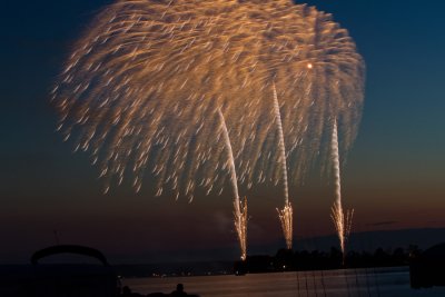 Alpena-Fireworks-D120606-038-www.jpg