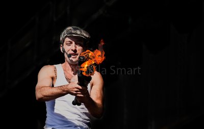 Canadian fire juggler 