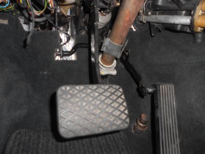 41 AT pedal box.JPG
