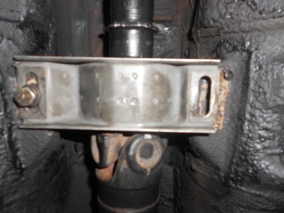 69 MT center bearing housing too small.JPG