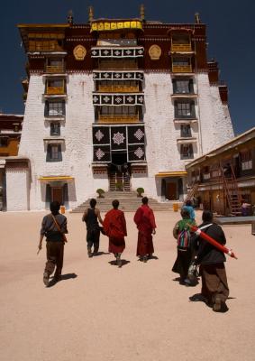 Entrance to the Palace