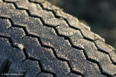 20051118 Frosty Tyre