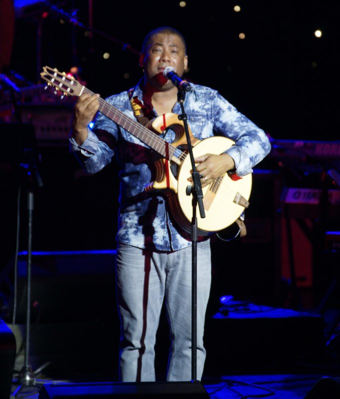 Jonathan Butler Guitar.jpg