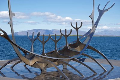 Reykavik Sculpture Iceland.jpg
