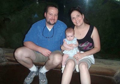 09-08-02_Daddy, Mommy & Abby_pbase.jpg