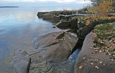 Rocky Shore 7049.jpg