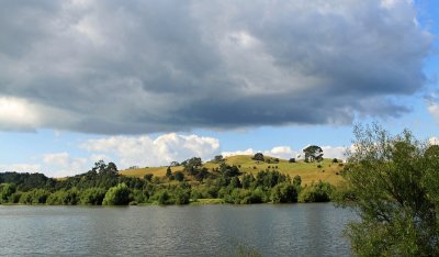 Waikato River, Tuakau