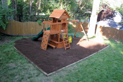 Finished product!!!   (Only took 5 people w/14 college degrees) IMG_8570c.jpg