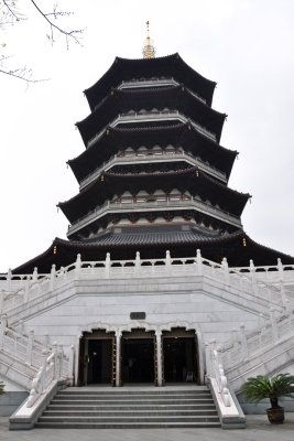 Liuhe Pagoda at West lake